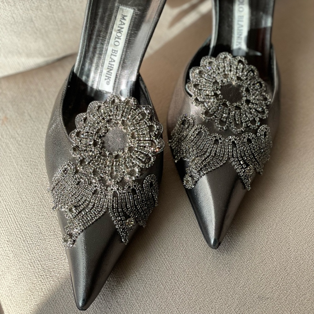 Manolo Blahnik Crystal embellished 👠 💎